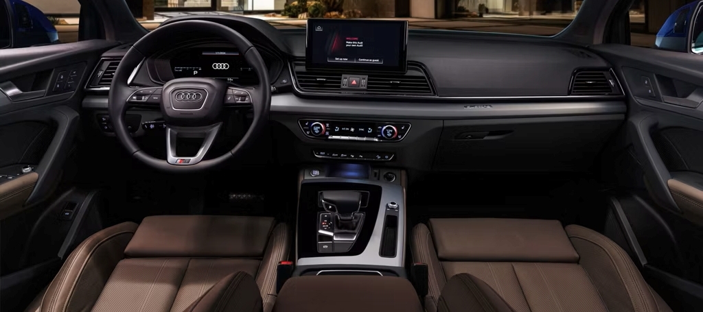 2025 Audi Q5 Front Seat