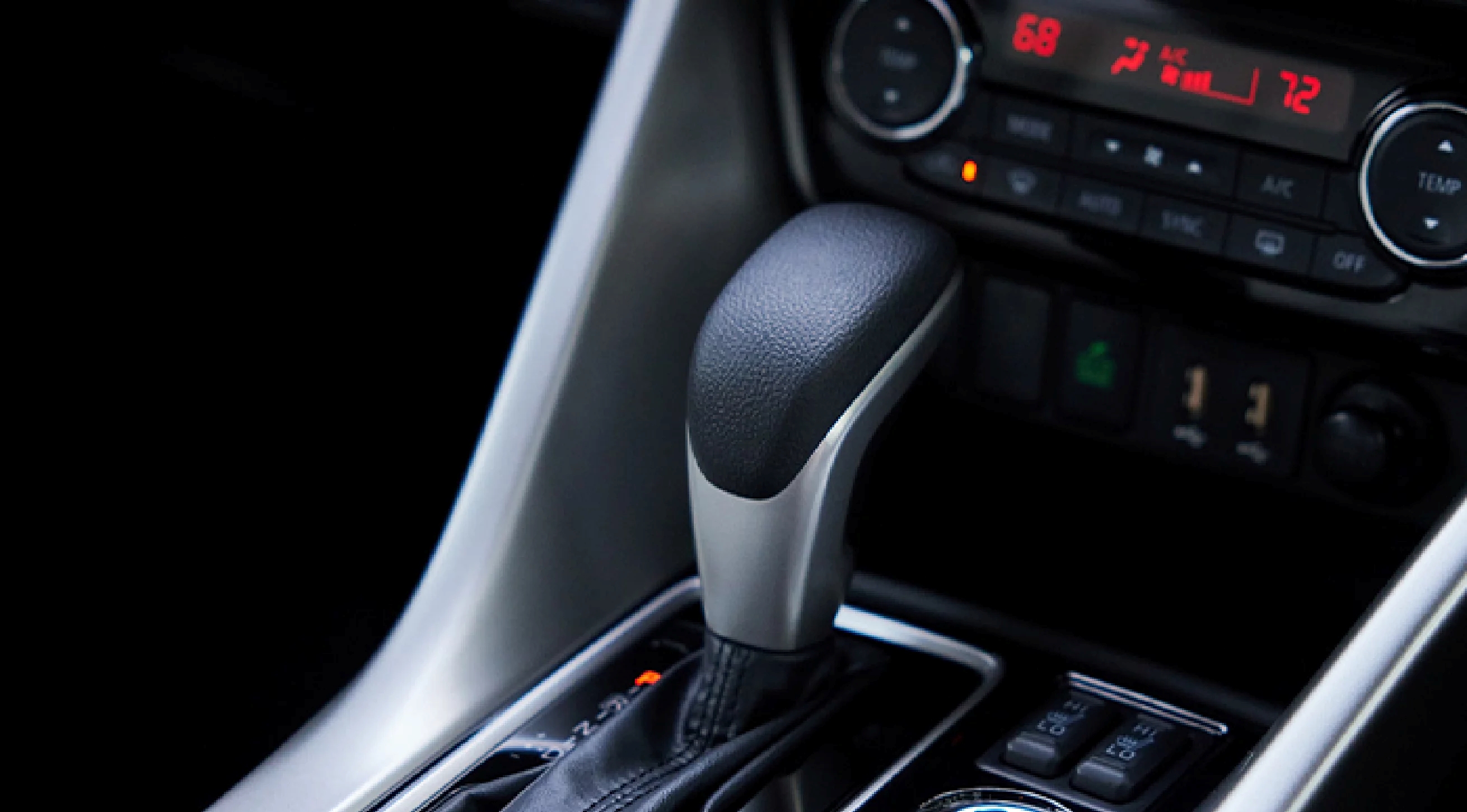 2025 Mitsubishi Eclipse Cross Shift