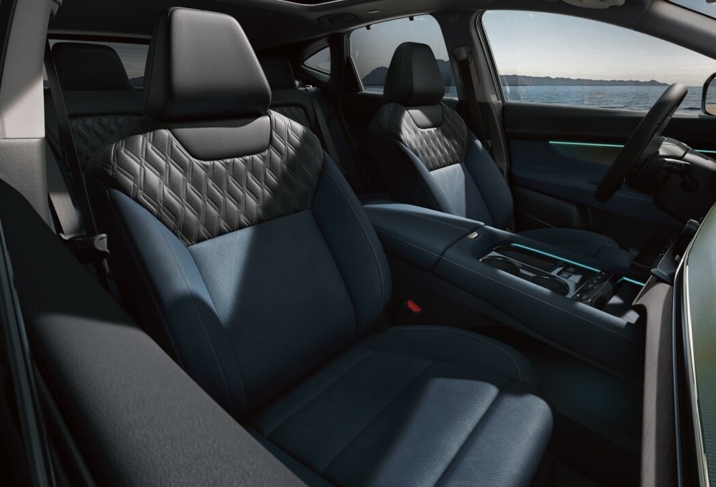 2025 Nissan Murano SV Seating