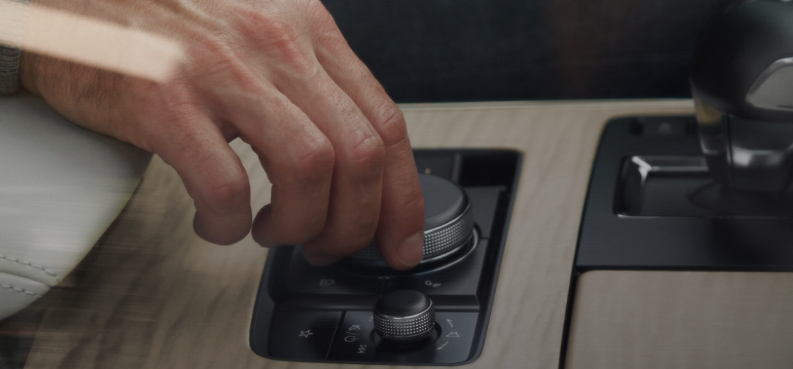 2025 MAZDA CX-90 Plug-In Hybrid Infotainment Dial
