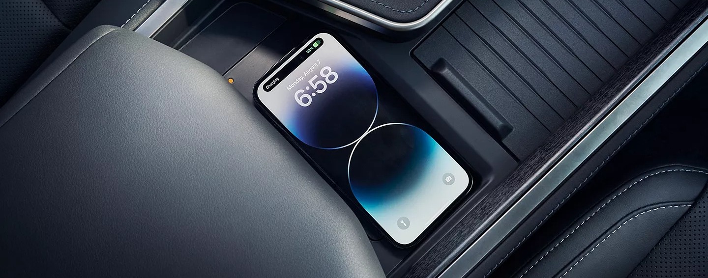 2025 Lexus GX 550 Wireless Phone Charger