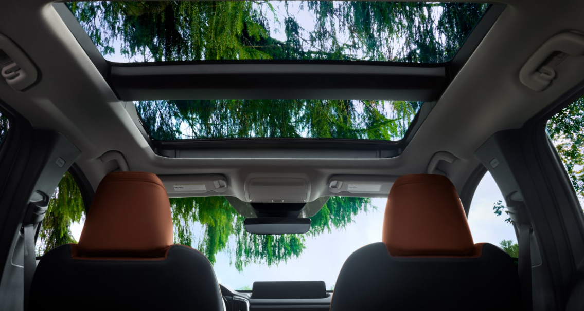 2025 MAZDA CX-50 Panoramic Moonroof