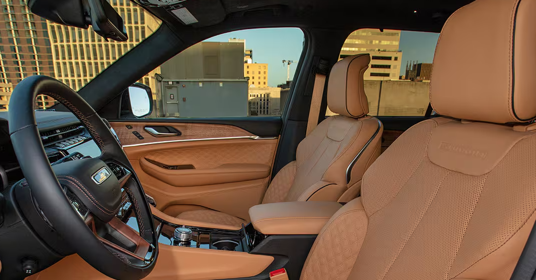 2025 Grand Cherokee L Chairs