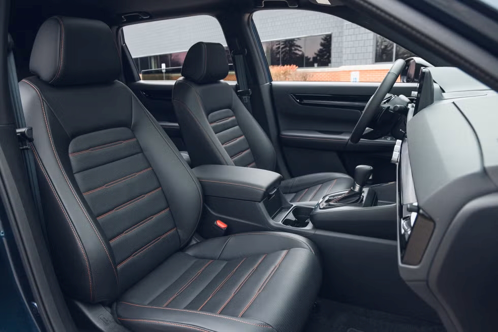 2025 Honda CR-V Hybrid Front Seat