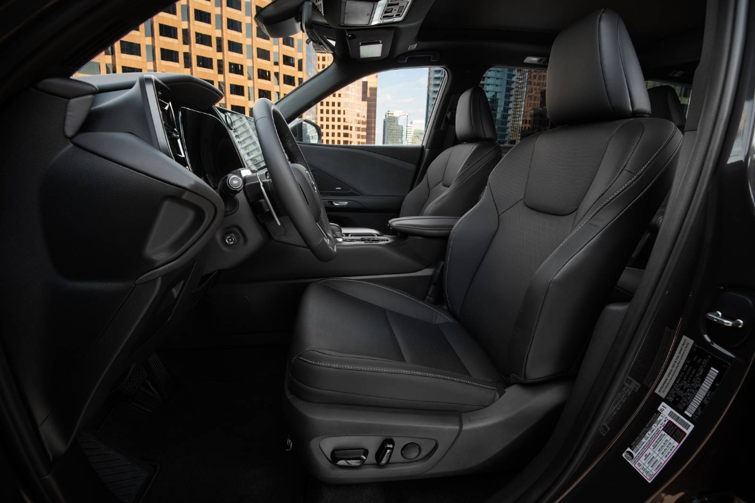 2025 Lexus TX 500h Seating