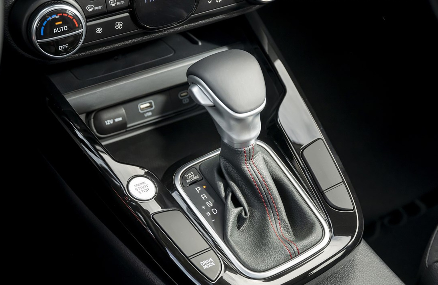 2025 Kia Soul Gear Selector