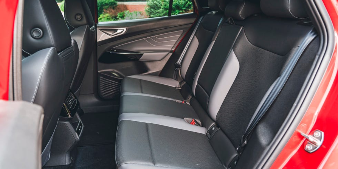 2025 Volkswagen ID.4 Seating