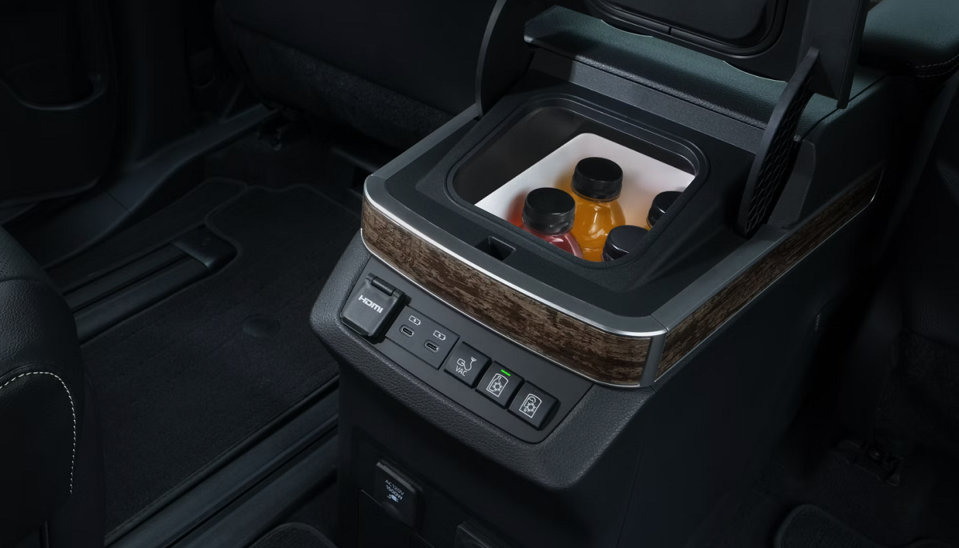 2025 Toyota Sienna FridgeBox™