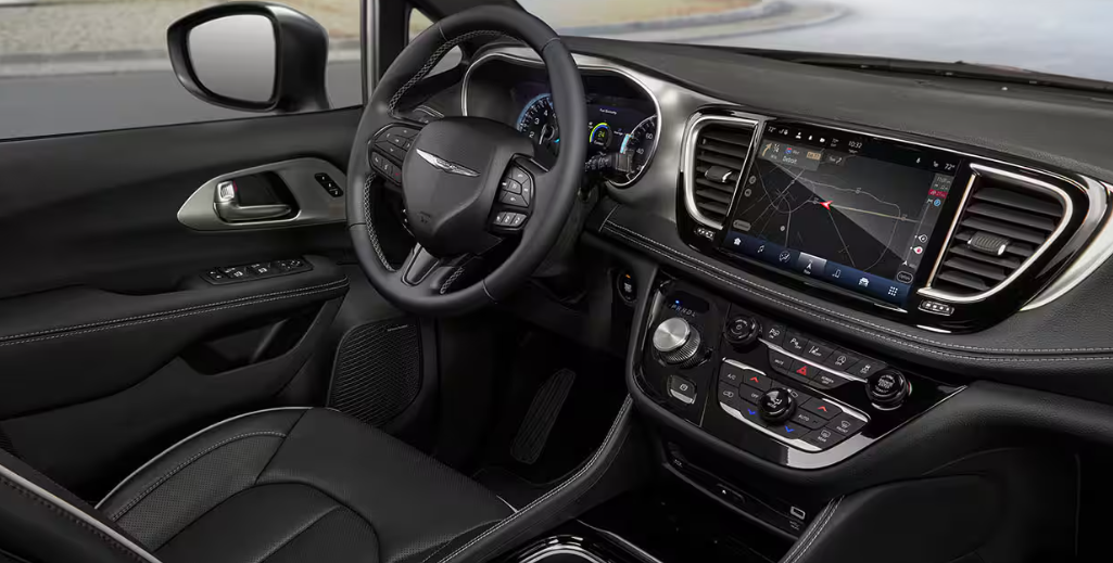 2025 Pacifica Front Row