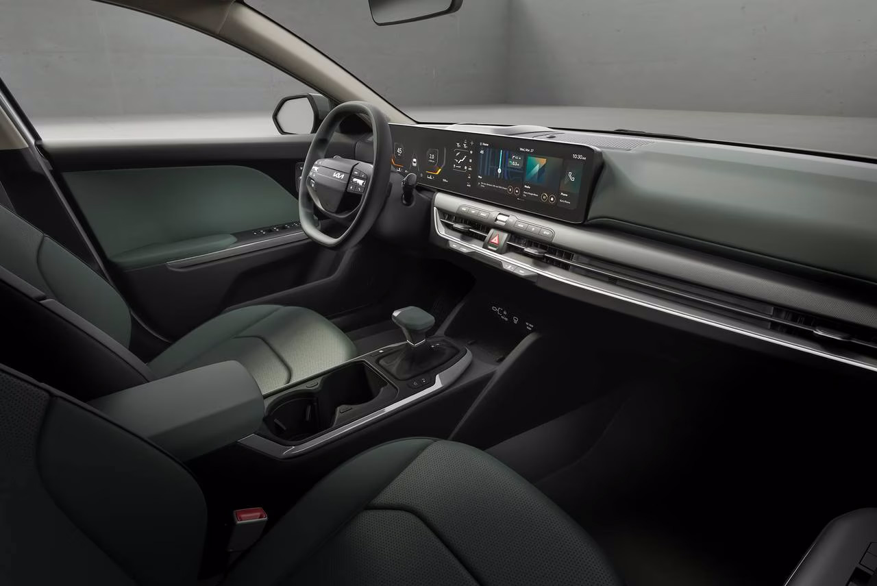 2025 Kia K4 EX Dashboard