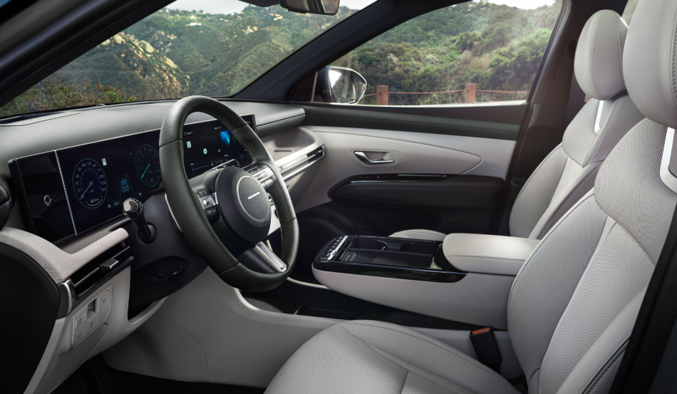 2025 TUCSON First Row