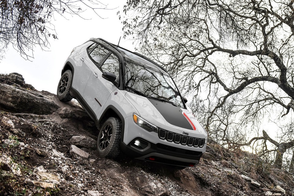 2025 Jeep Compass Sport Overview near Sherwood Park, AB