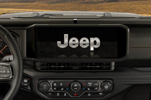 2025 Jeep Wrangler Touchscreen
