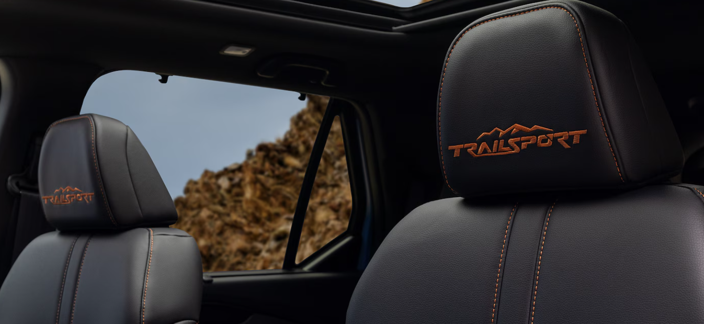 2025 Honda Pilot Front Seating 