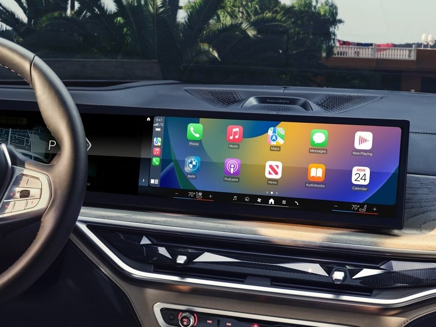 2025 BMW X7 Touchscreen