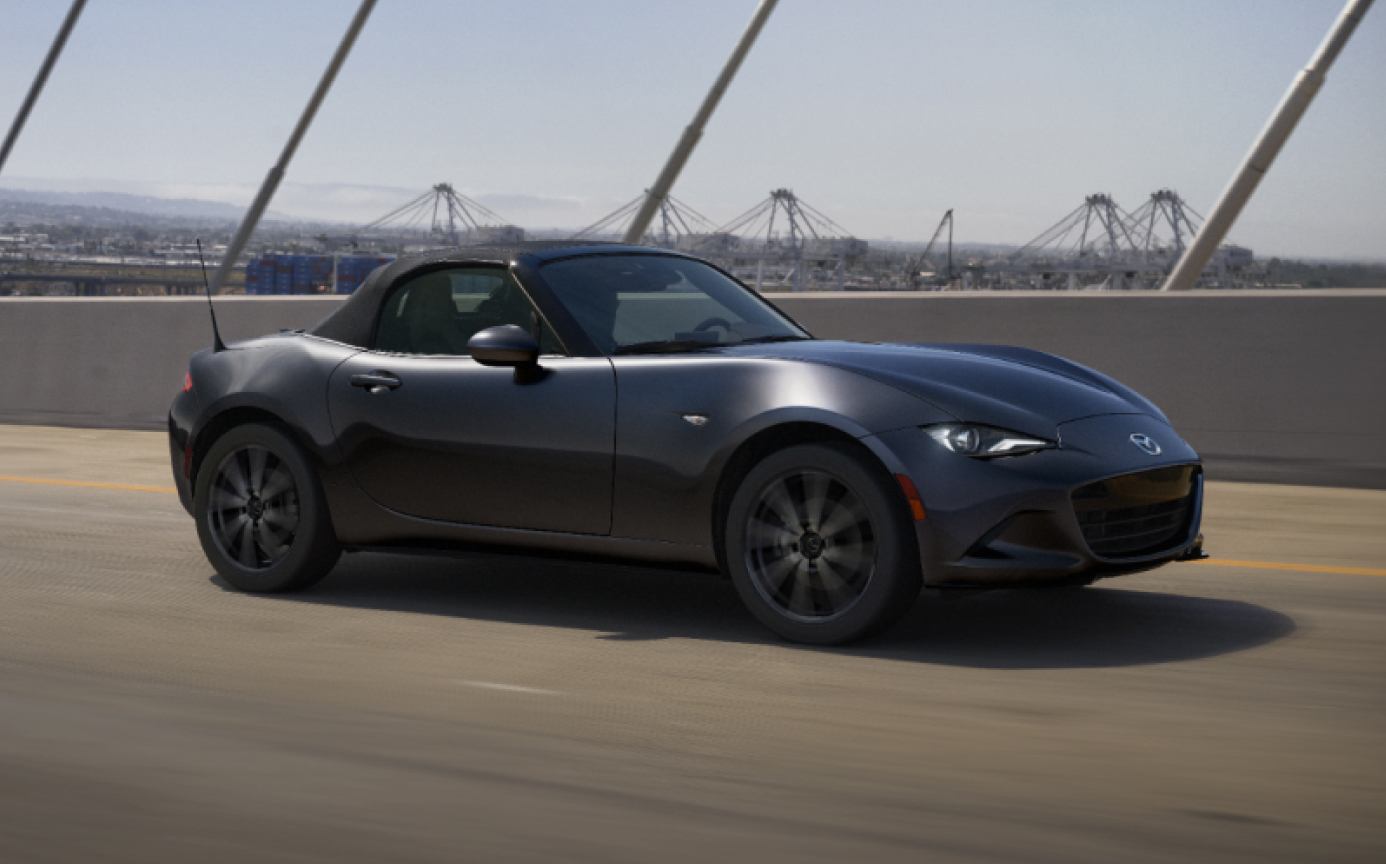 2025 Mazda Miata: Rooftop Options