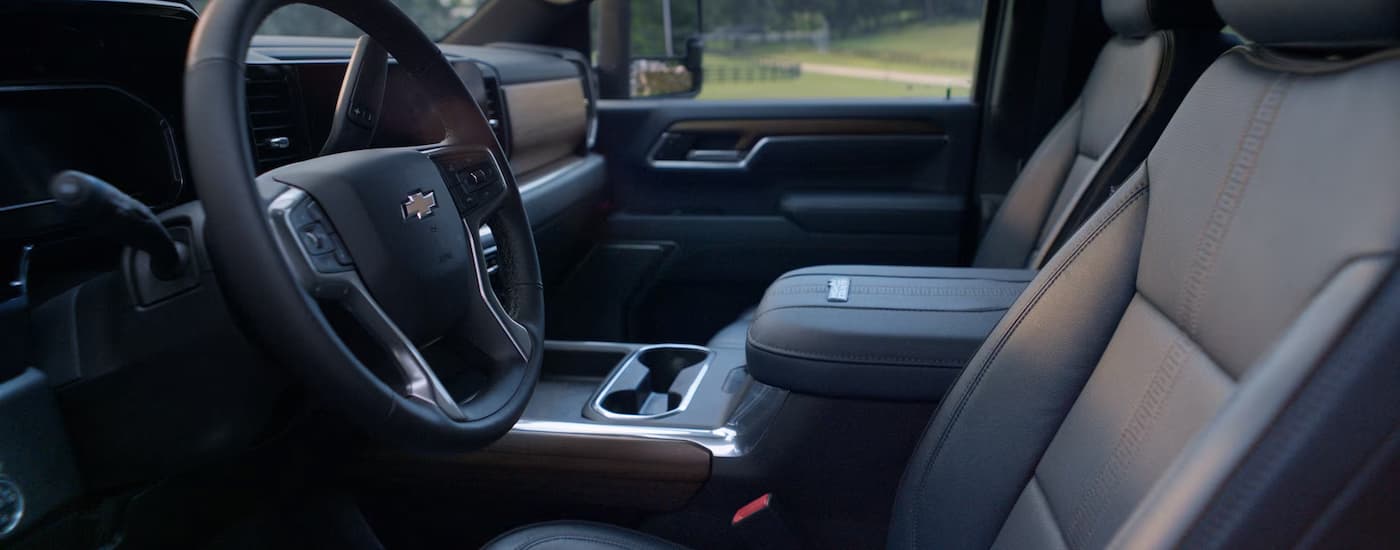 Steering wheel and front seating in a 2025 Chevy Silverado 2500 HD
