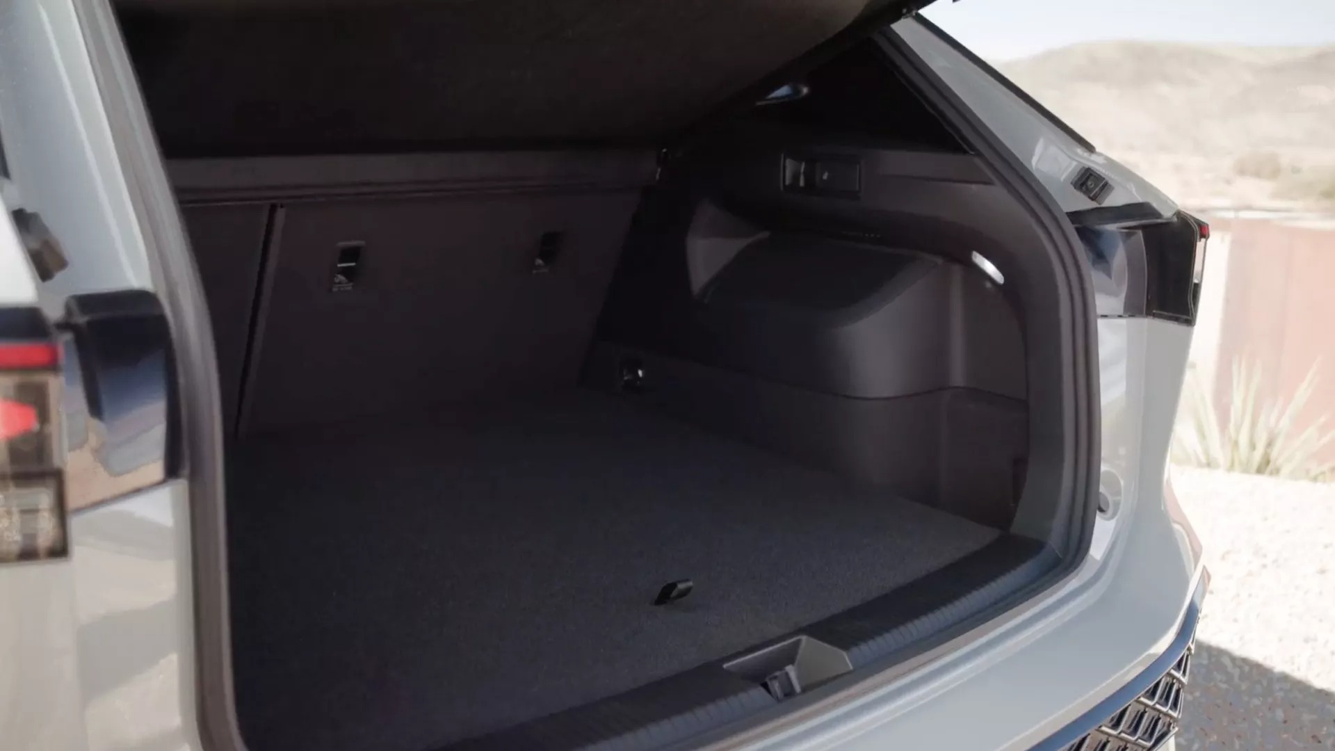 2025 Volkswagen Tiguan Cargo Area