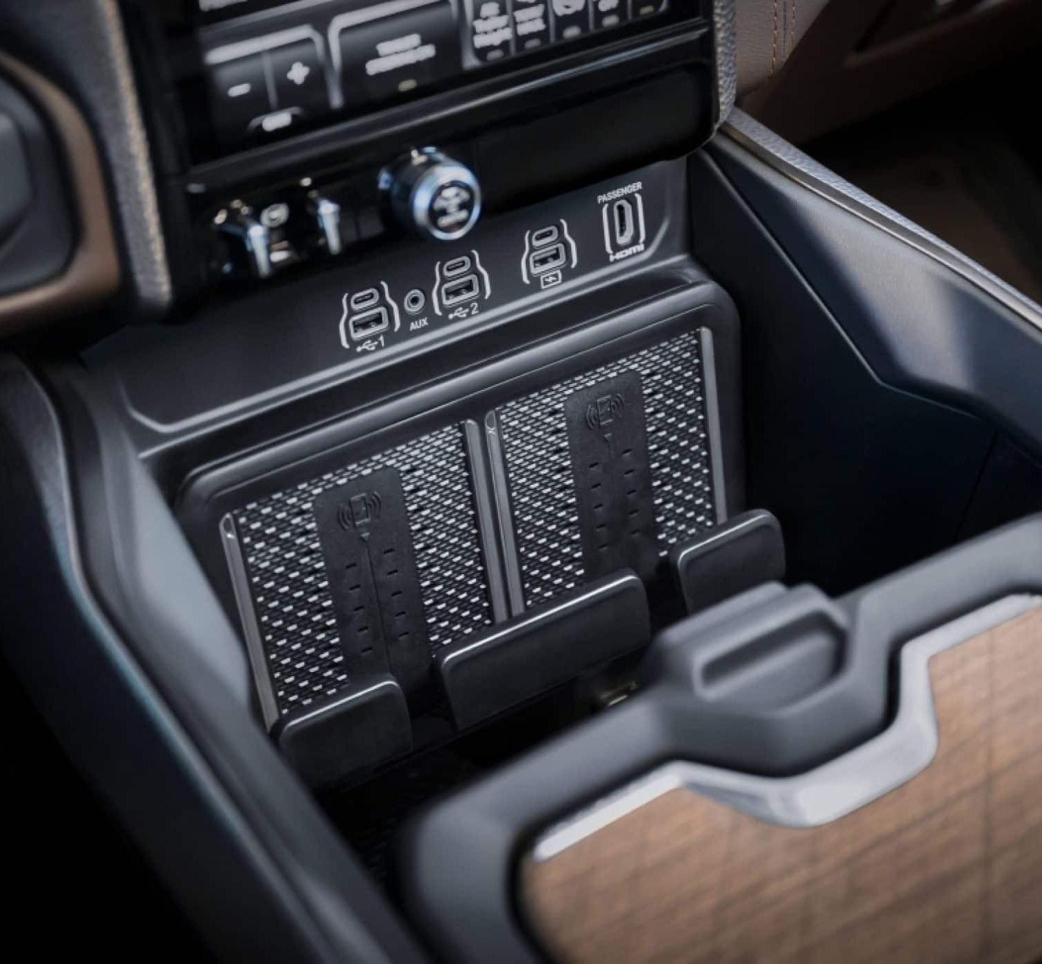 2026 Ram 3500 Dual Wireless Charger