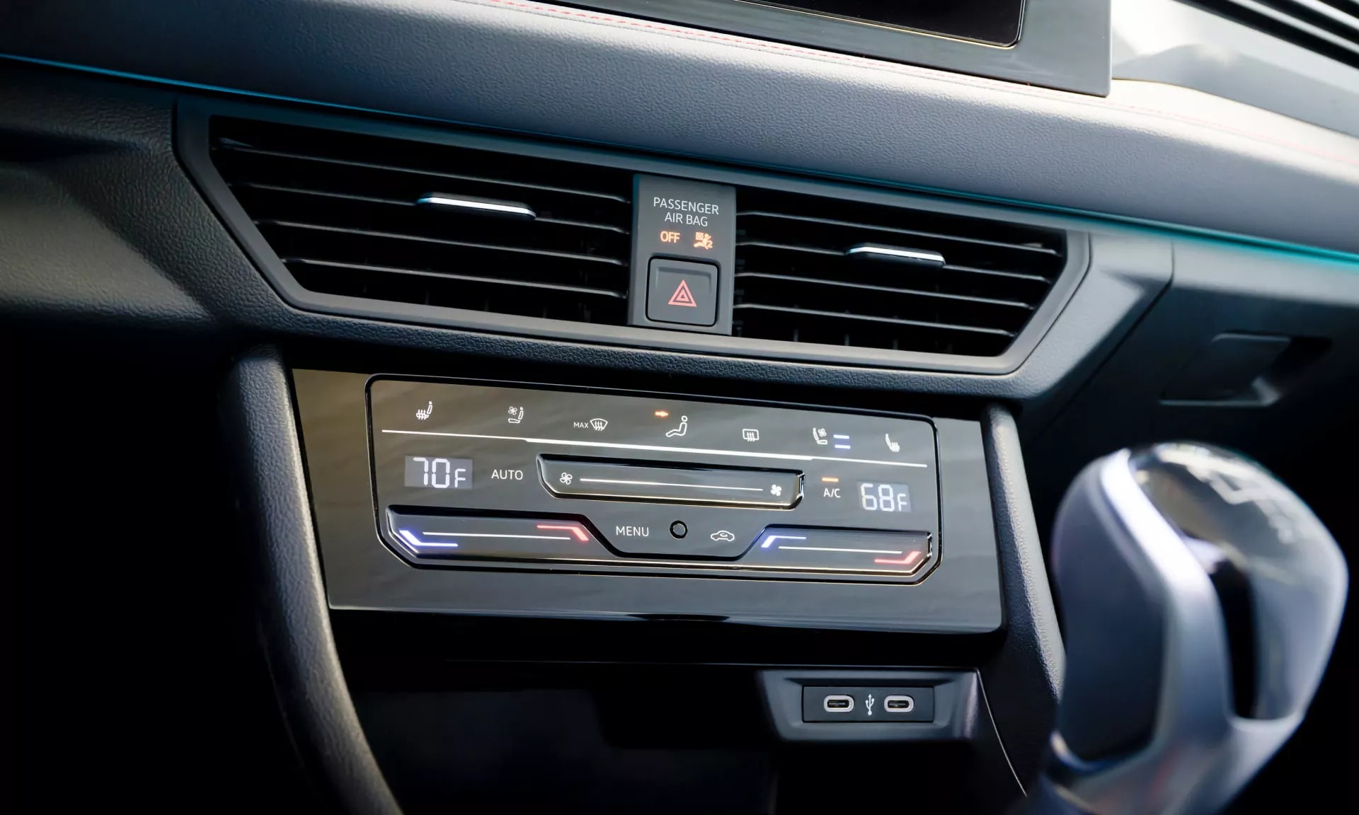 2025 Volkswagen Jetta GLI Dual-Zone Climate Control