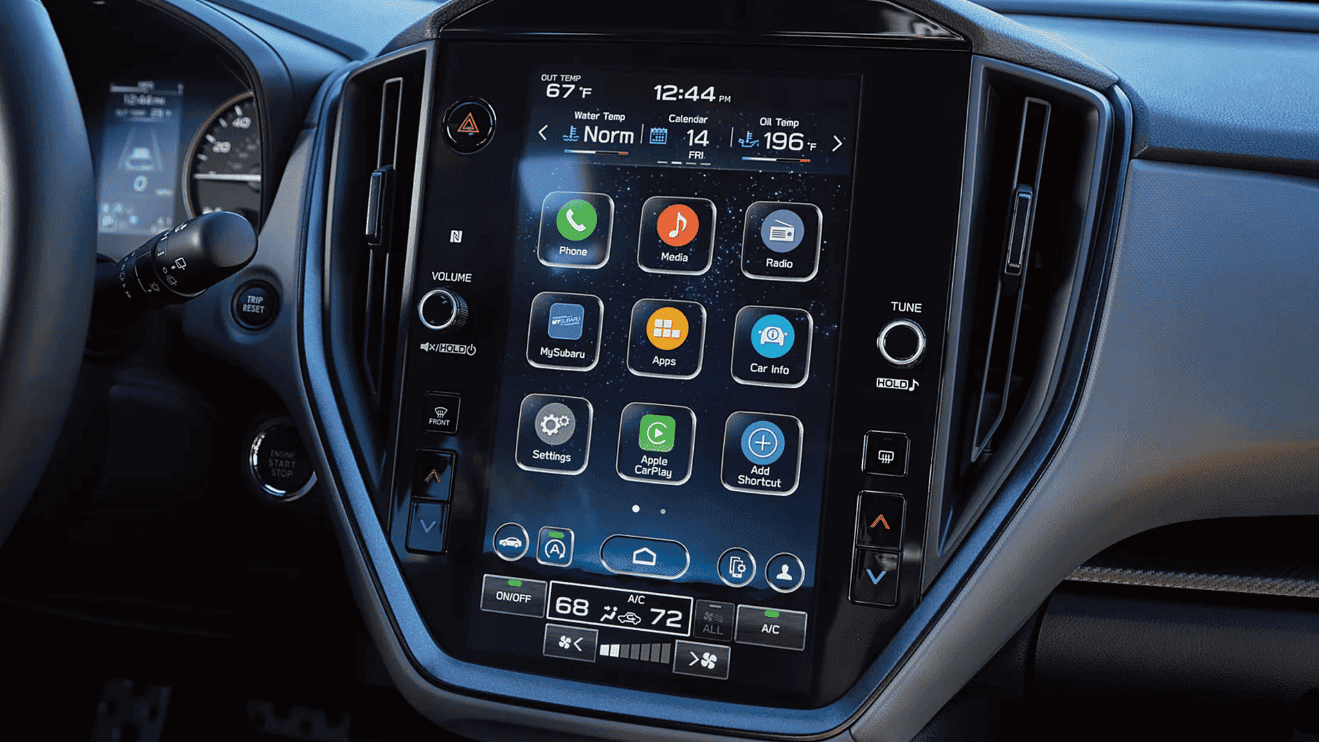 2025 Subaru Crosstrek center touchscreen with STARLINK multimedia apps and connectivity features.