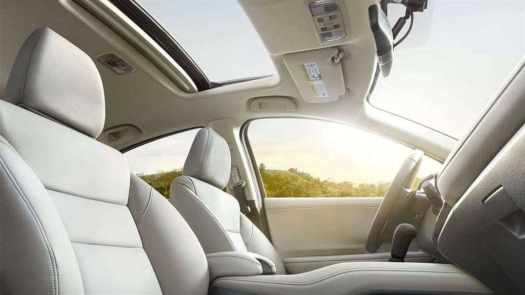 2016 HR-V Front Headroom