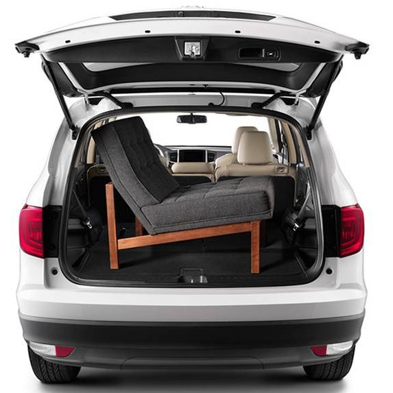 The 2016 Pilot Has Plenty of Cargo Space