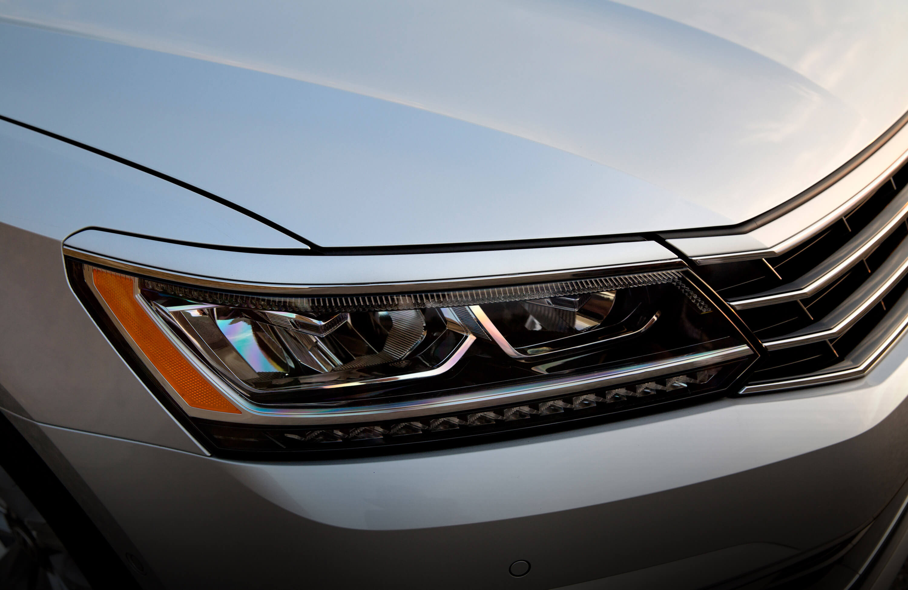 Volkswagen Passat Front Lighting 