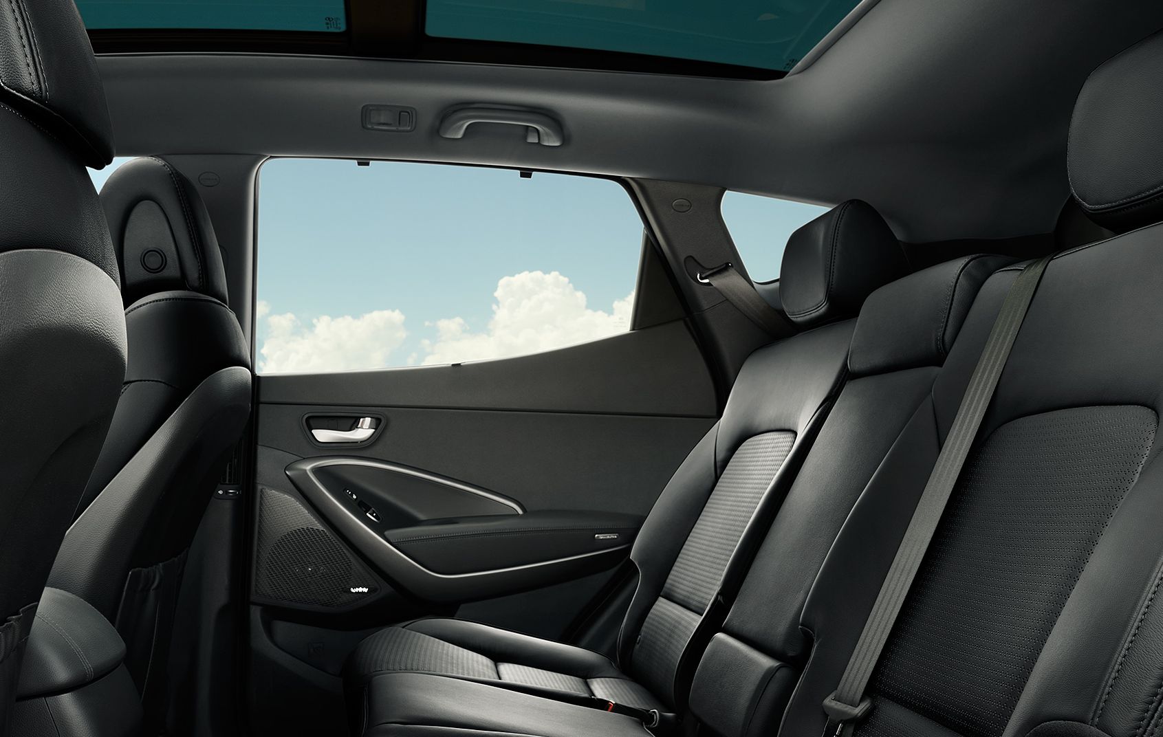 2017 Sante Fe Sport Roomy Interior 