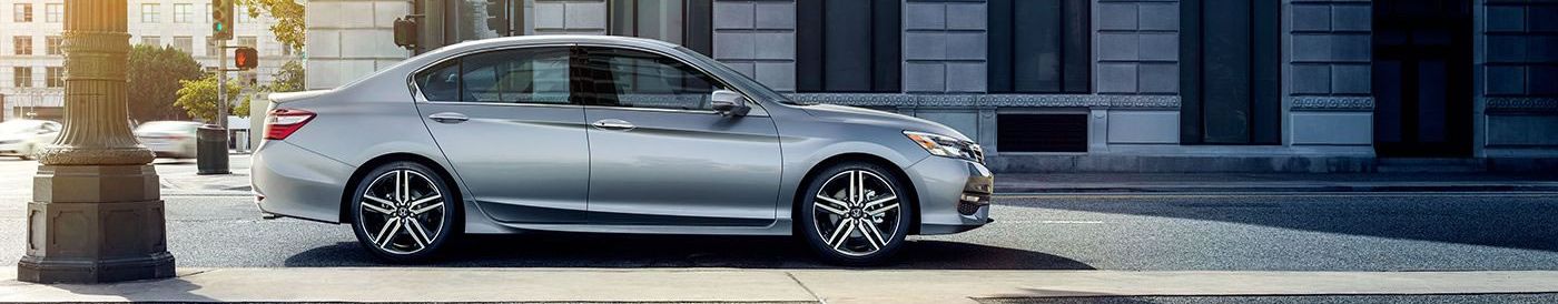 2017 Honda Accord vs 2017 Chevrolet Malibu near Clinton, MD
