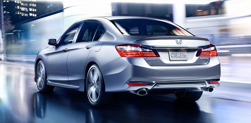2017 Honda Accord vs 2017 Nissan Altima near Sterling, VA