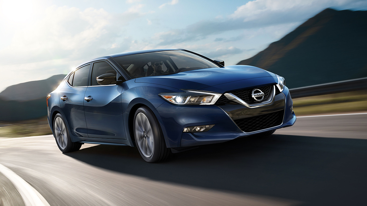 2017 Nissan Maxima vs 2017 Toyota Camry near Springfield, VA