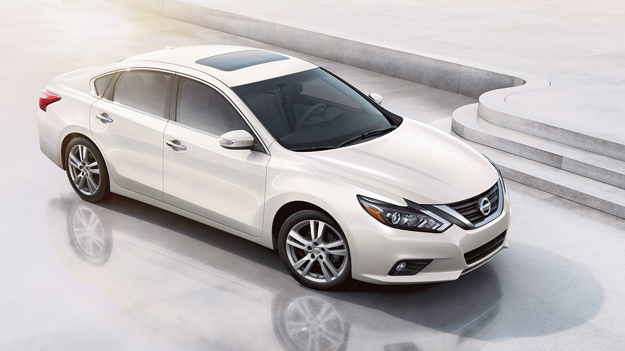 2017 Nissan Altima vs 2017 Ford Fusion near Washington, DC