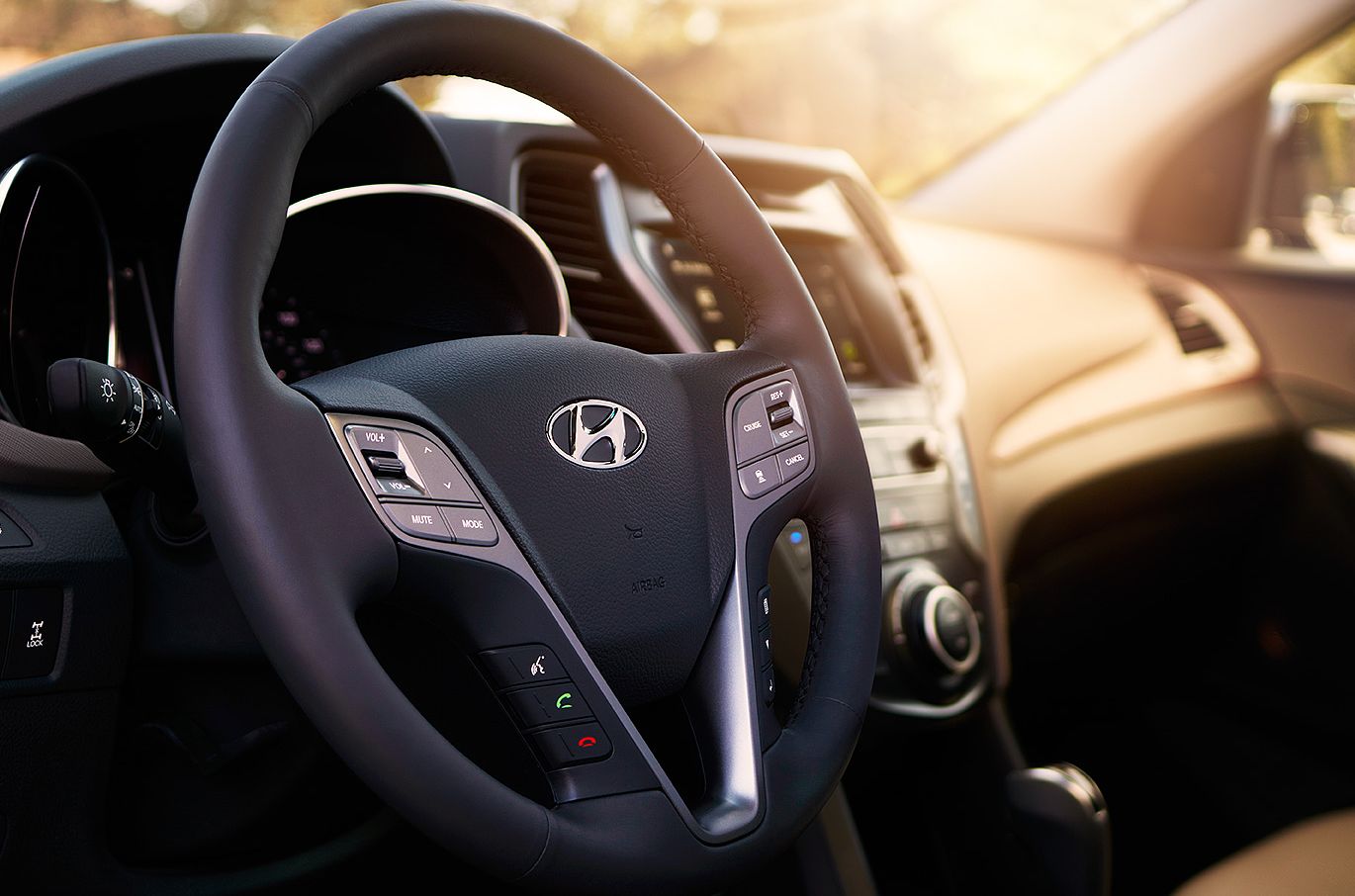 Hyundai Santa Fe Sport Steering Wheel-Mounted Controls
