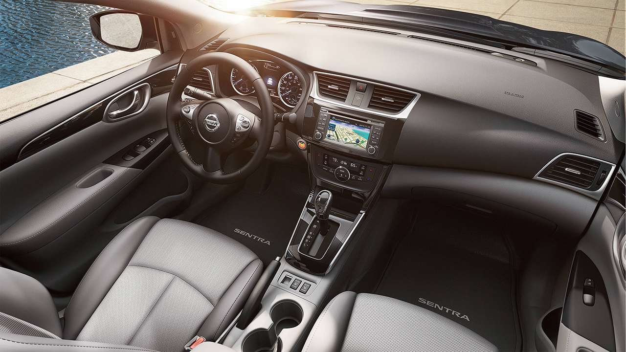 2017 Sentra Interior