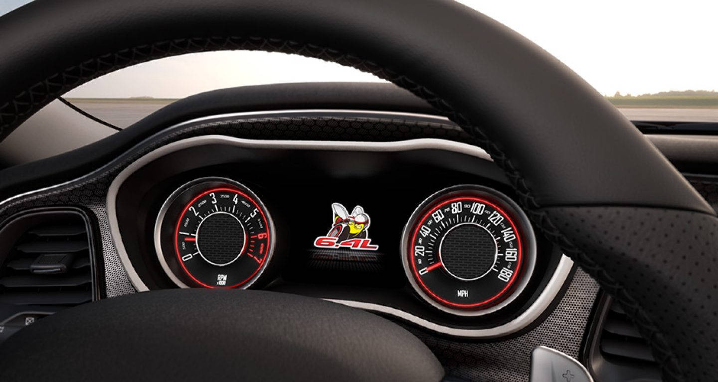 The Dash of the 2017 Challenger Hellcat