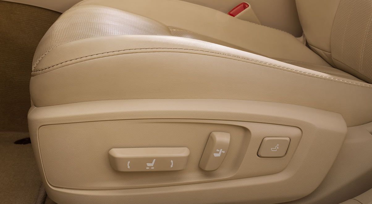 Lexus ES 350 10-Way Power-Adjustable Driver's Seat