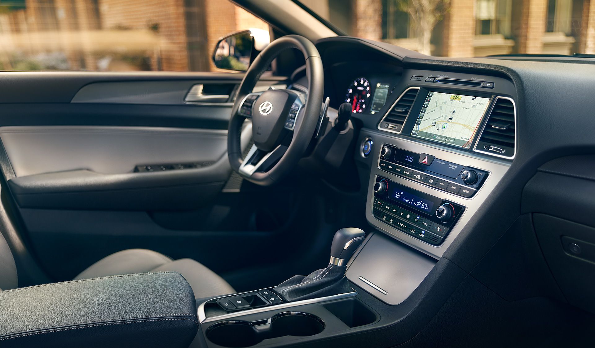 2017 Sonata Driver-centric Cabin