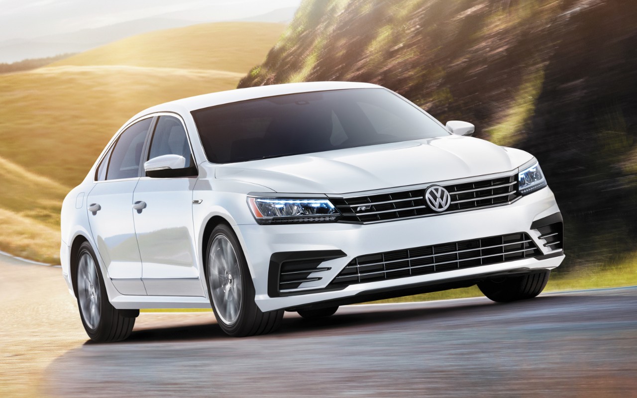 2017 VW Passat vs 2017 Subaru Legacy near Clinton, MD