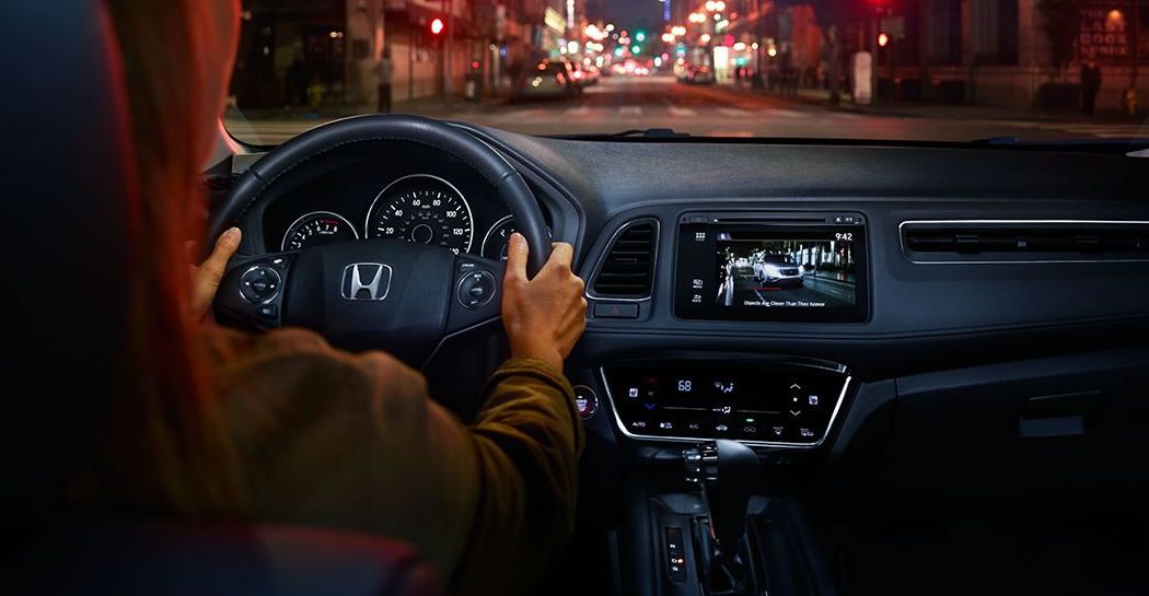 Convenience Abounds in the 2017 Honda HR-V