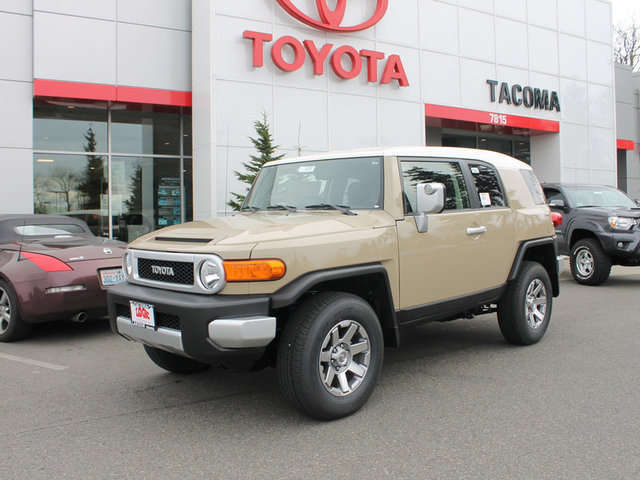 What Are The Trims Of The 2014 Toyota Fj Cruiser Toyota Of Tacoma