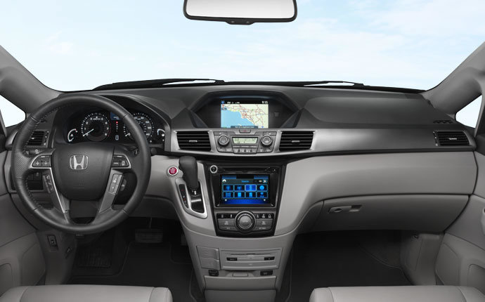 2015 Honda Odyssey cabin technology