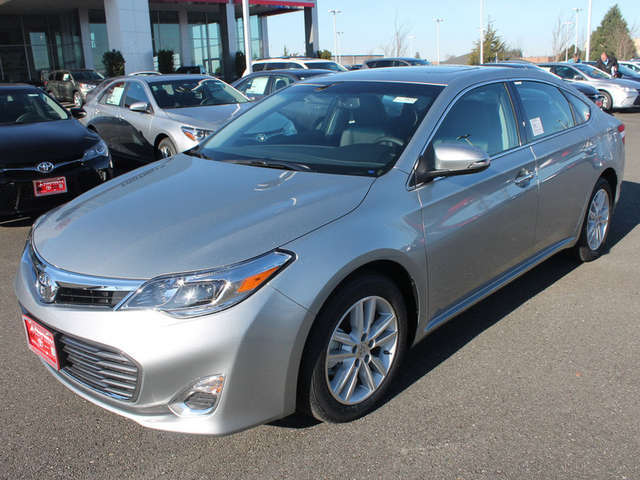 2015 Toyota Avalon for Sale near Snohomish at Foothills Toyota