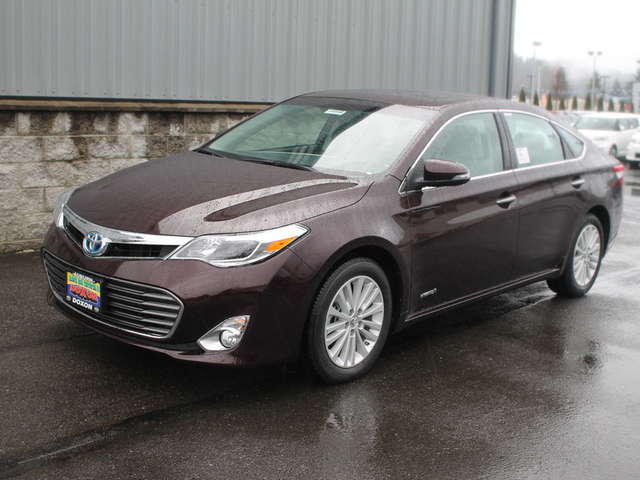 2015 Toyota Avalon Hybrid in Auburn at Doxon Toyota