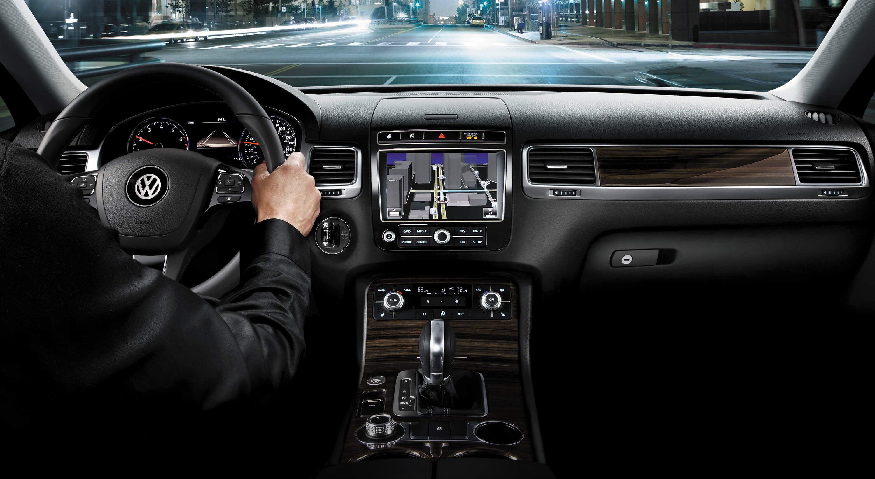 2015 Volkswagen Touareg Technology
