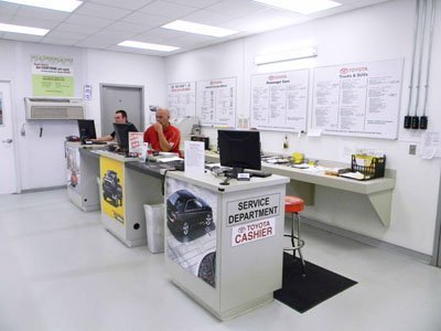 Crown Toyota Lawrence Ks >> Service Department Pictures - Crown Toyota of Lawrence Crown Toyota Lawrence Ks >> Service Department Pictures - Crown Toyota of Lawrence