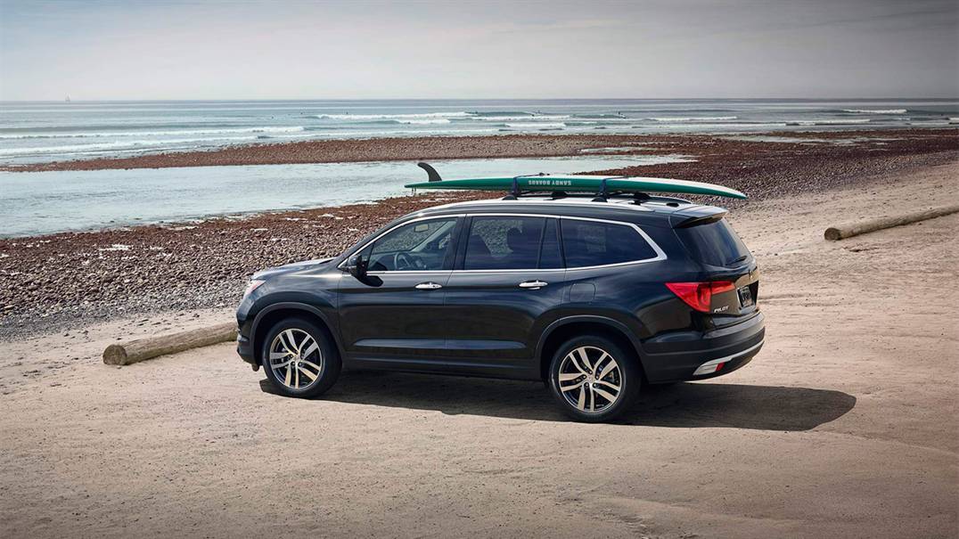 2016 Honda Pilot vs. 2016 Ford Escape near Woodbridge, VA