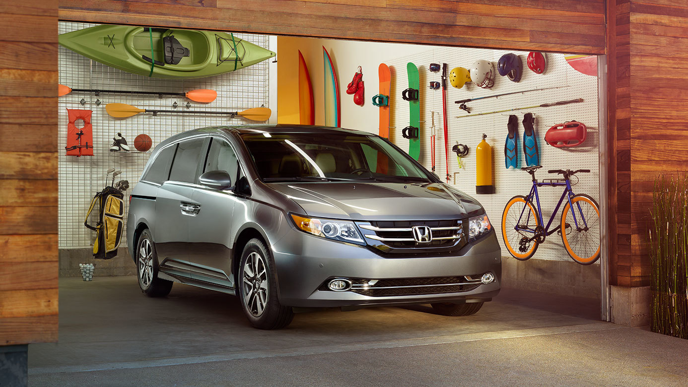 2016 Honda Odyssey vs the 2016 Nissan Quest near College Park, MD