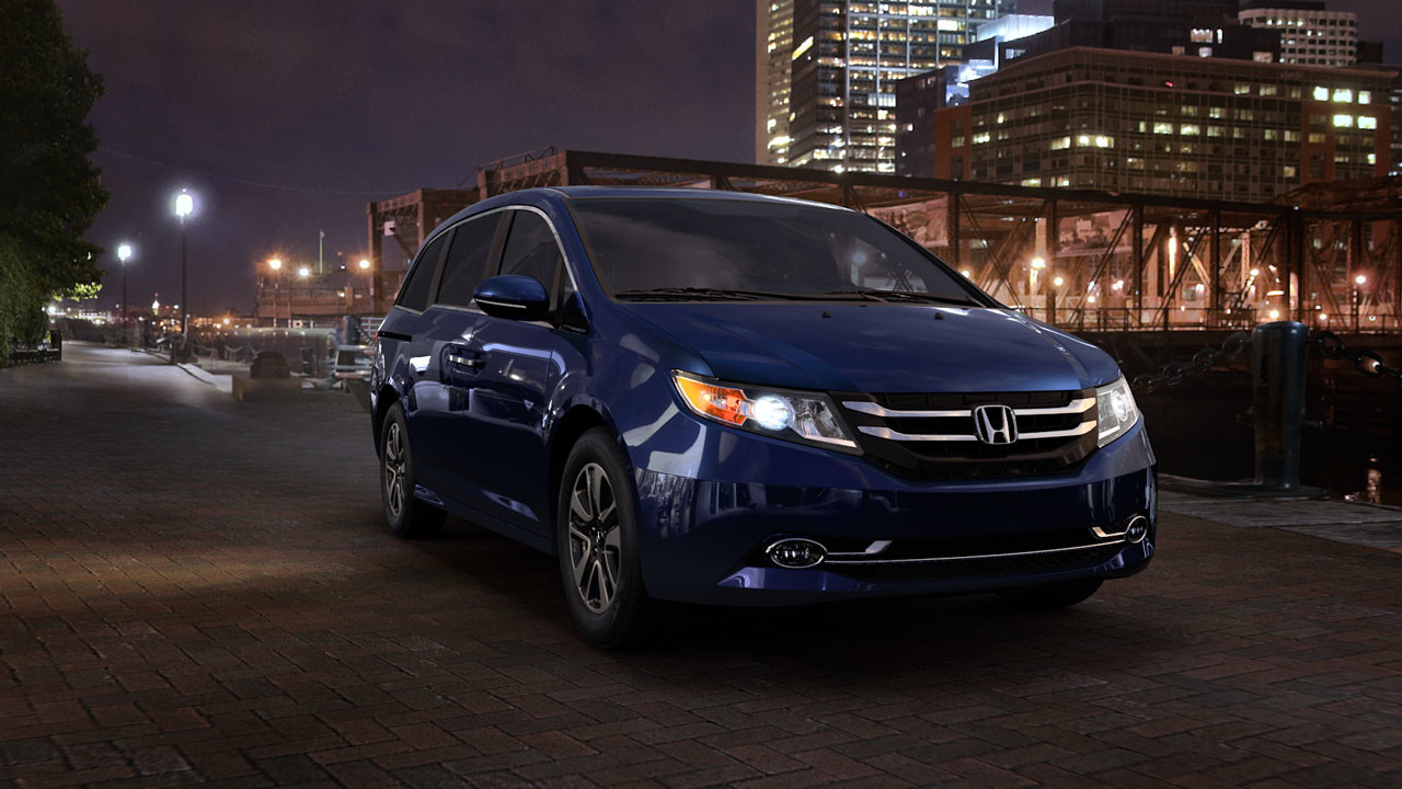 2016 Honda Odyssey vs 2016 Nissan Quest near Washington, DC