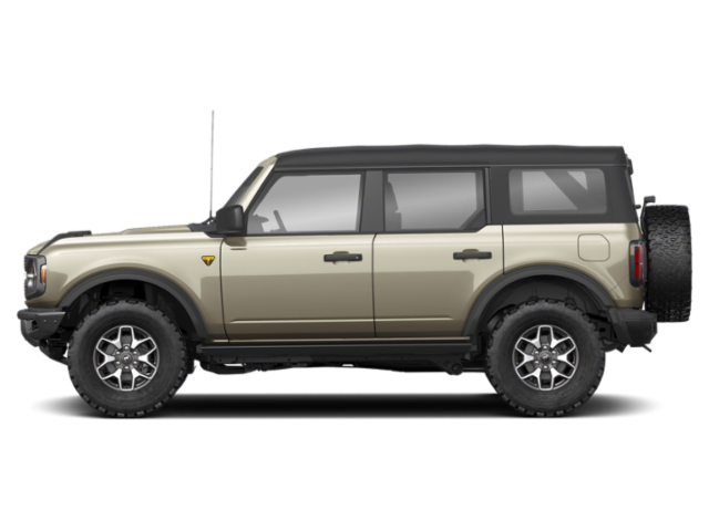 2025 Ford Bronco Outer Banks photo 2